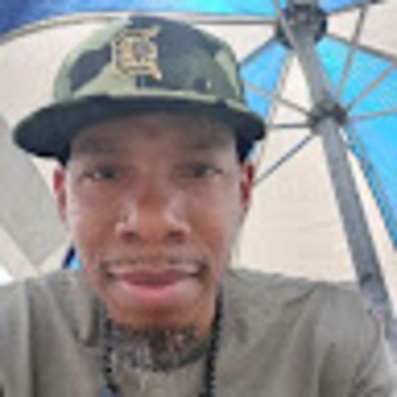siryvonnebell2